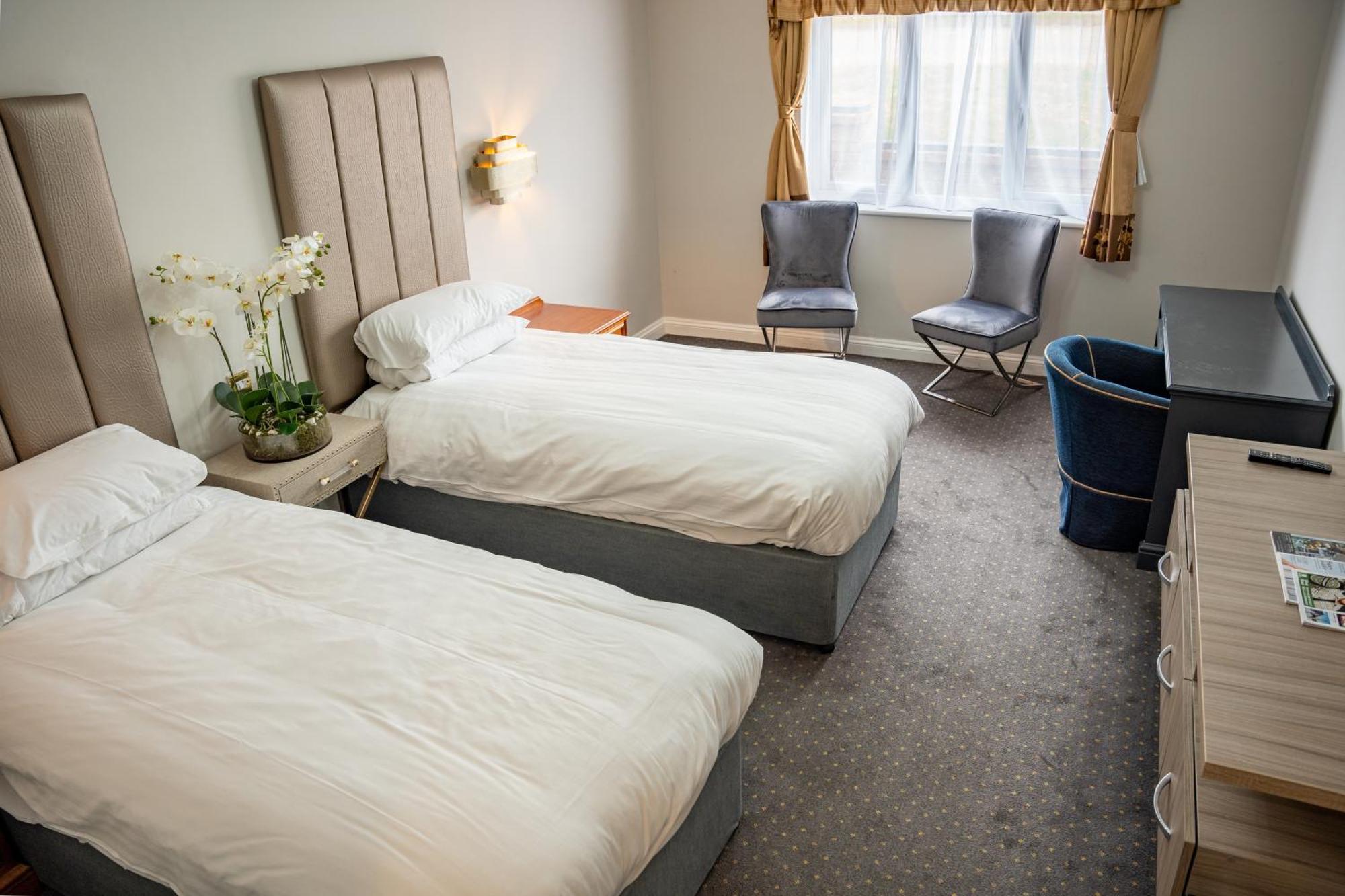 The Pear Tree Inn & Country Hotel Hindlip Eksteriør bilde