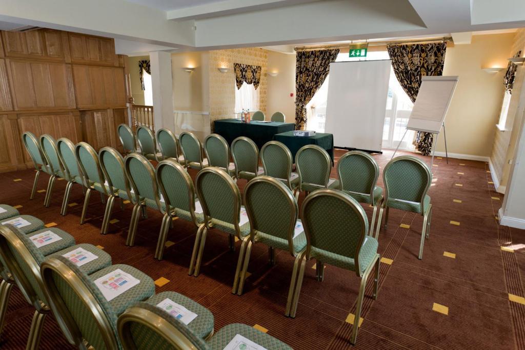 The Pear Tree Inn & Country Hotel Hindlip Eksteriør bilde