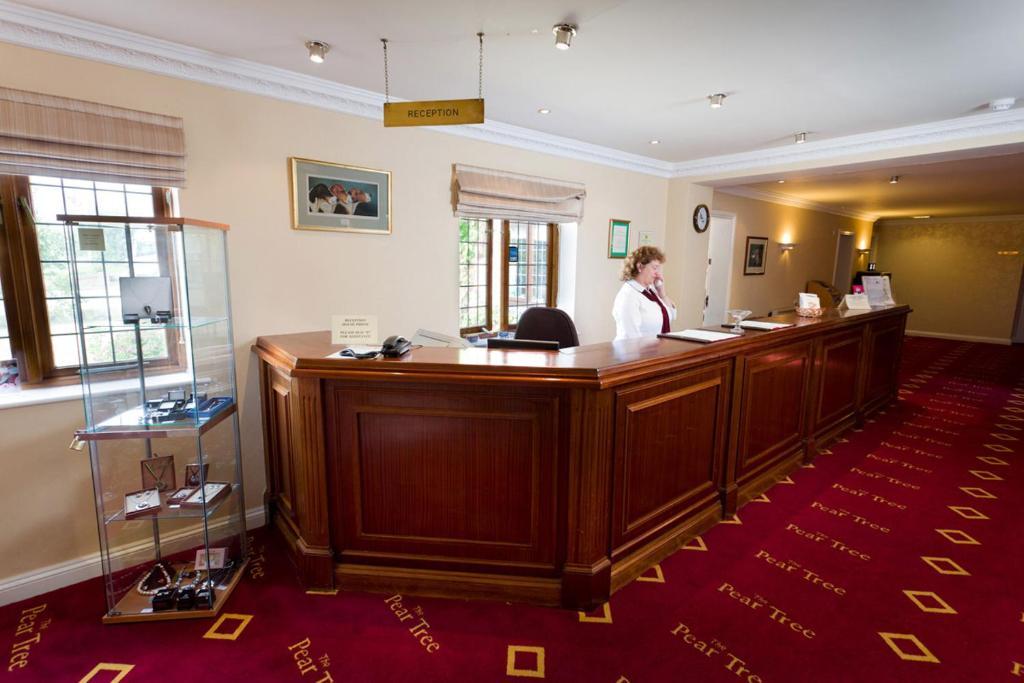 The Pear Tree Inn & Country Hotel Hindlip Eksteriør bilde
